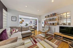 Family Room- click for photo gallery